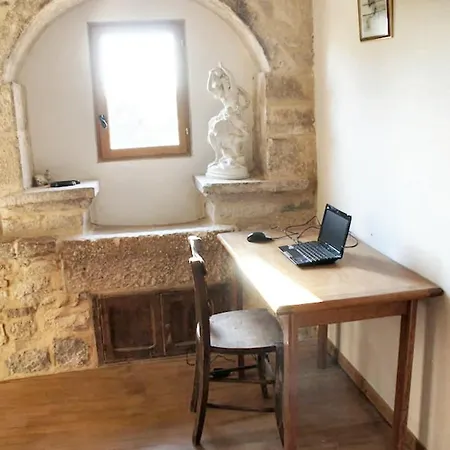 Maison Chaleureuse A Avec Jardin Cloture Tatil Evi *